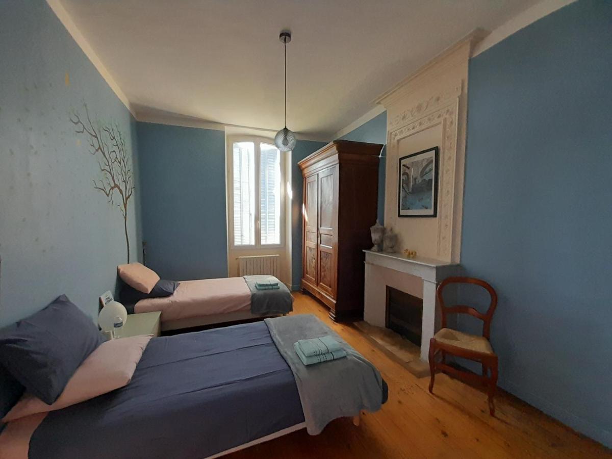Domaine Du Grand Ormeau Bed & Breakfast Semillac Exterior foto